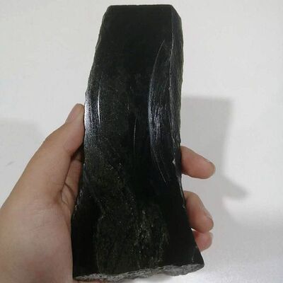 231克新疆和田塔青玉原石缜密塔青料油润玉石牌子料把件料