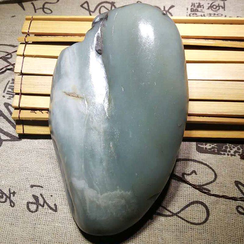 662克 新疆和田原籽青白玉原石籽 青玉好肉料细独籽原料把件把玩