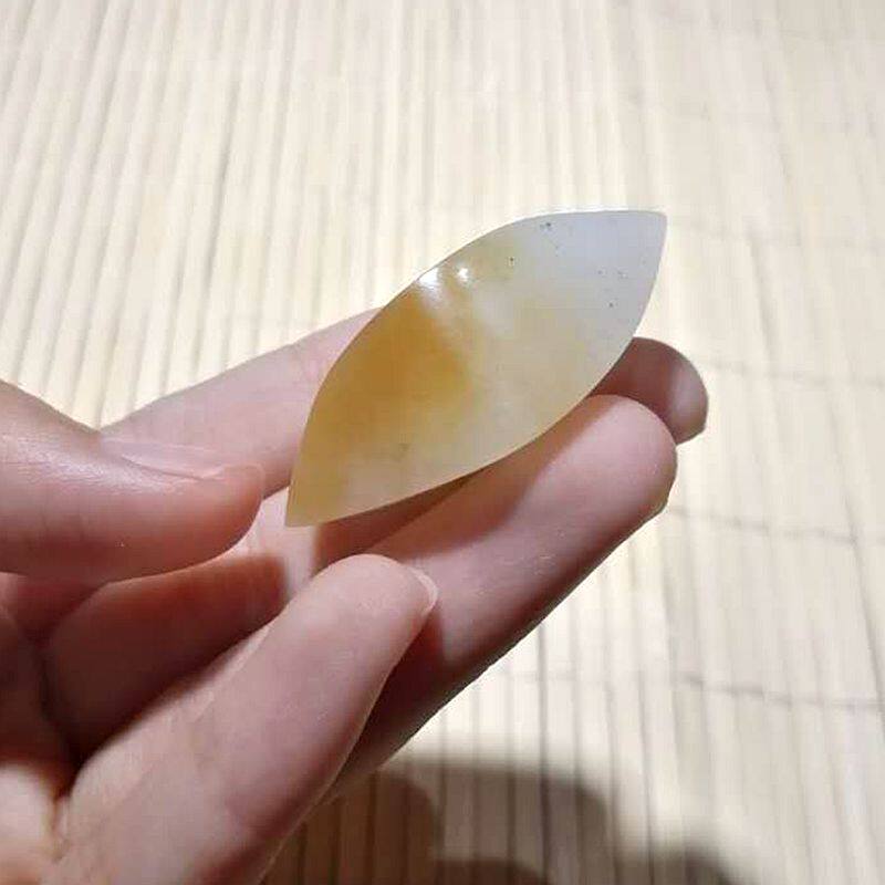13.5克新疆和田玉糖玉羊脂白玉山料原石 且末料羊脂白玉挂坠