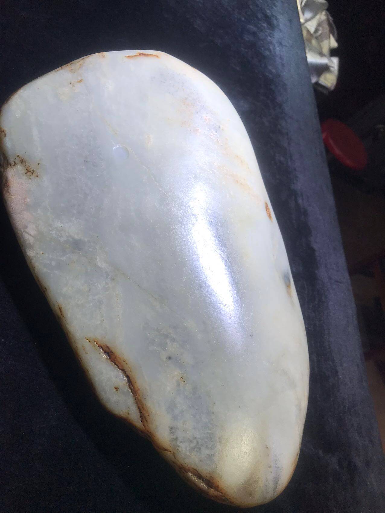 一细青花白玉大块籽料玉石摆件