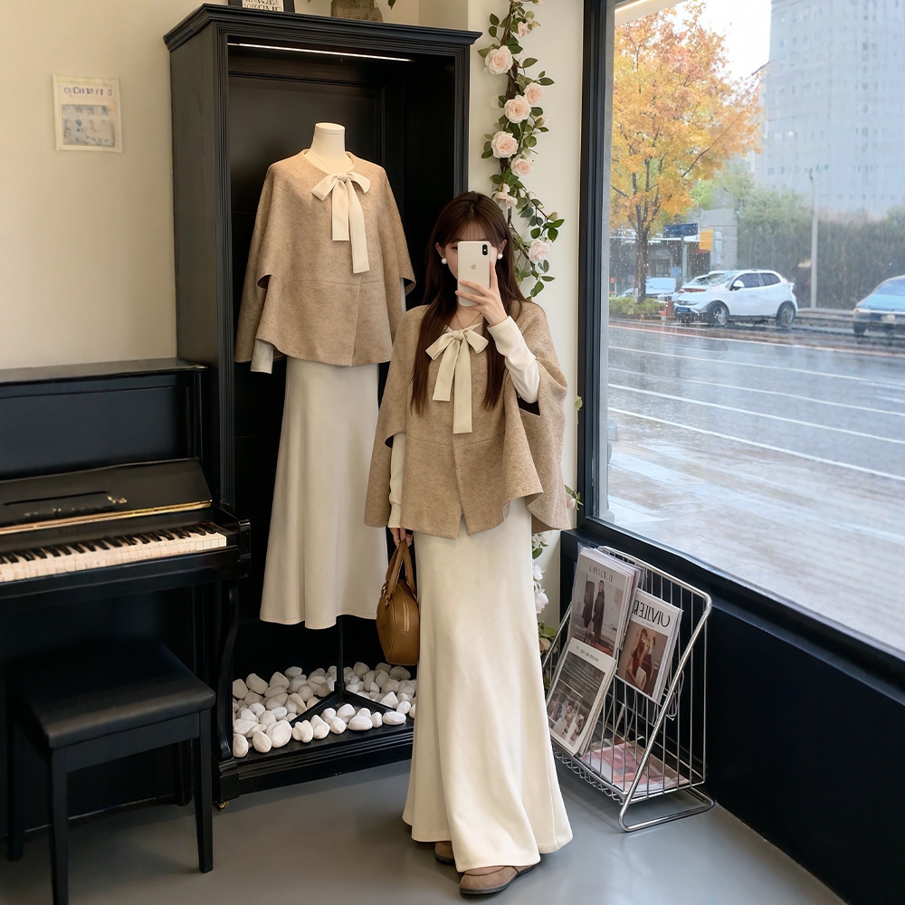 秋冬装搭配一整套大码胖mm千金小香风斗篷外套连衣裙巨好看套装女