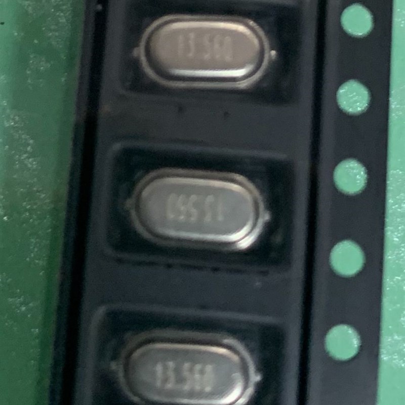 M49SMD 迷你型49SMD 7x4 8M 25MHZ 6.7458 13.56 11.0592 9.81563