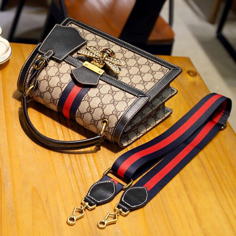 真皮包包女2019新款韓版商務蜜蜂鎖扣單肩印花手提包寬肩帶a-lv6在類目 箱包皮具/熱銷女包/男包, 女士包袋中 - 來自Buy2taobao.com提供專業的淘寶代購服務