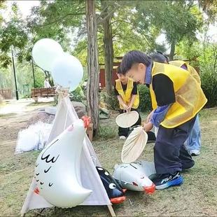 走地鸡网红赶鸡入笼游戏充气卡通走路动物气球站立散步宠物气球