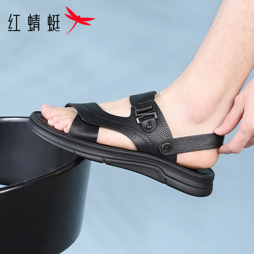 红蜻蜓男皮凉鞋