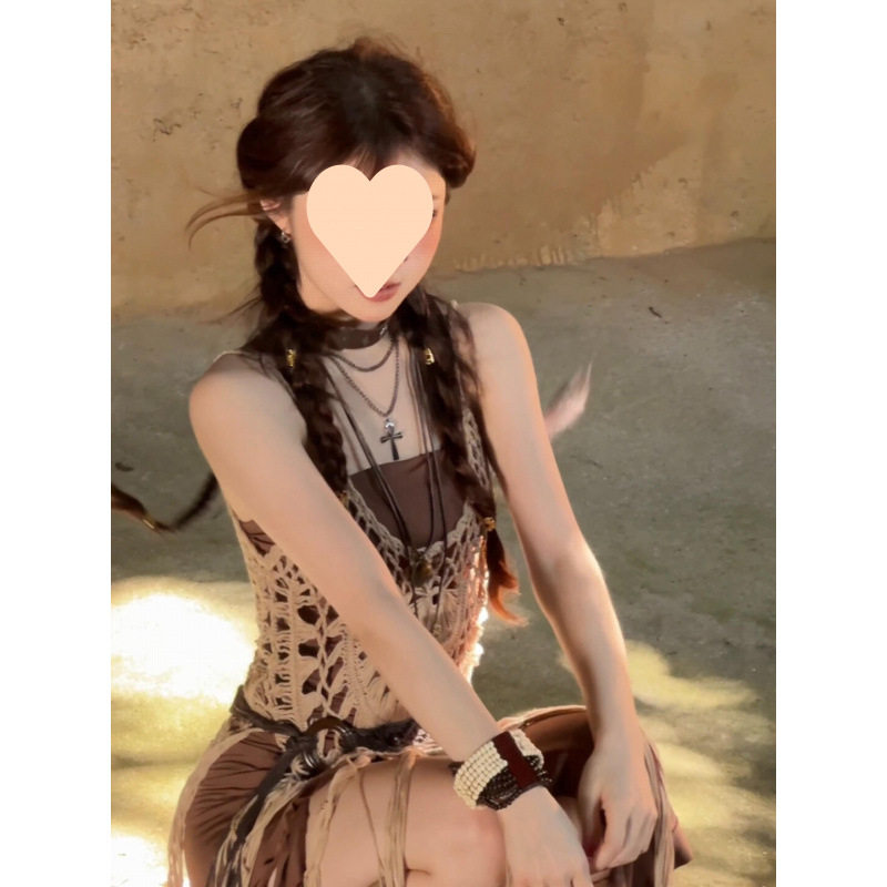 杏色镂空中长款流苏针织罩衫女内搭吊带连衣裙子叠穿吊带背心