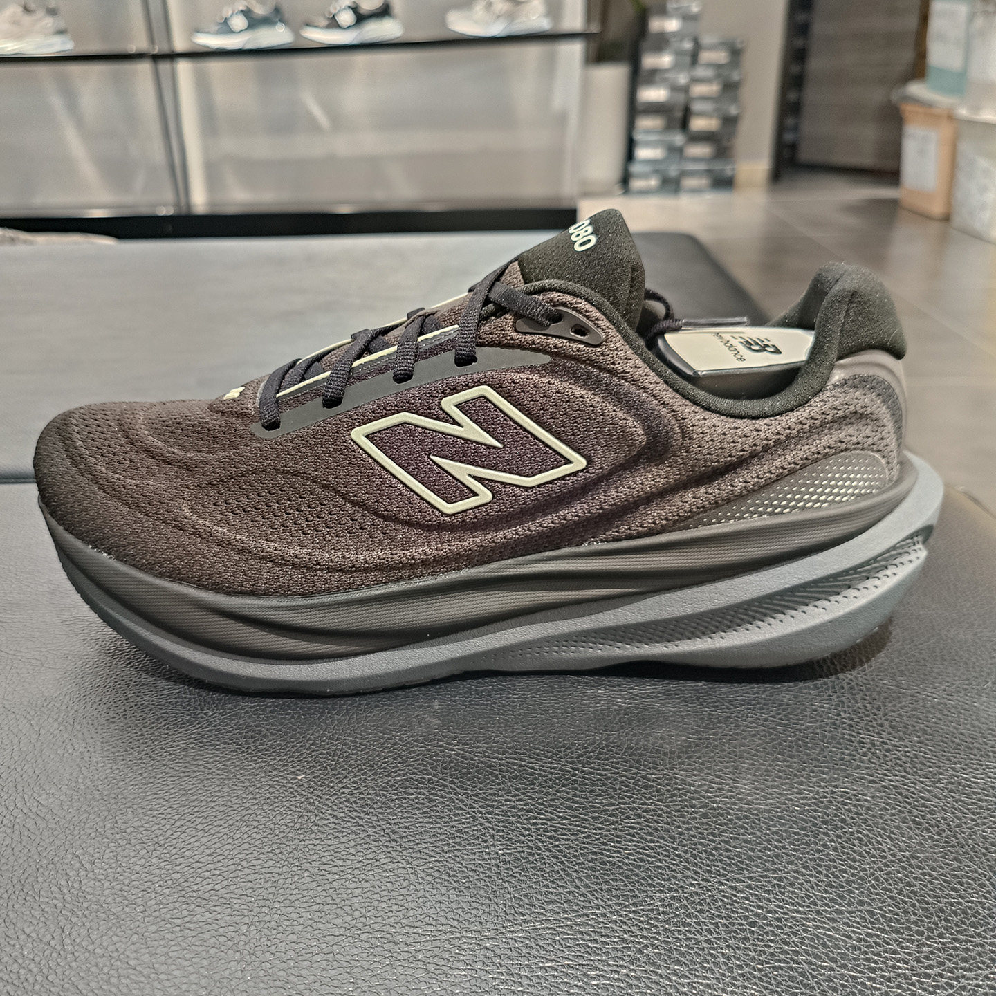 New Balance NB 26年春新款男子专业跑步运动缓震跑步鞋 M10805MD