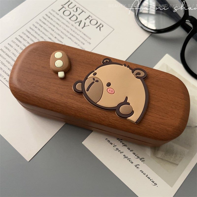 2024年秋冬新品可爱卡皮巴拉便携框架防压收纳复古木纹抗压眼镜盒,童装/婴儿装/亲子装,儿童装饰手表,淘宝优惠券,粉丝福利购,淘宝优惠卷