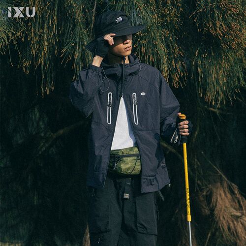 IXU登山连帽防紫外线户外运动男女轻薄透气防晒衣冰丝轻量皮肤衣