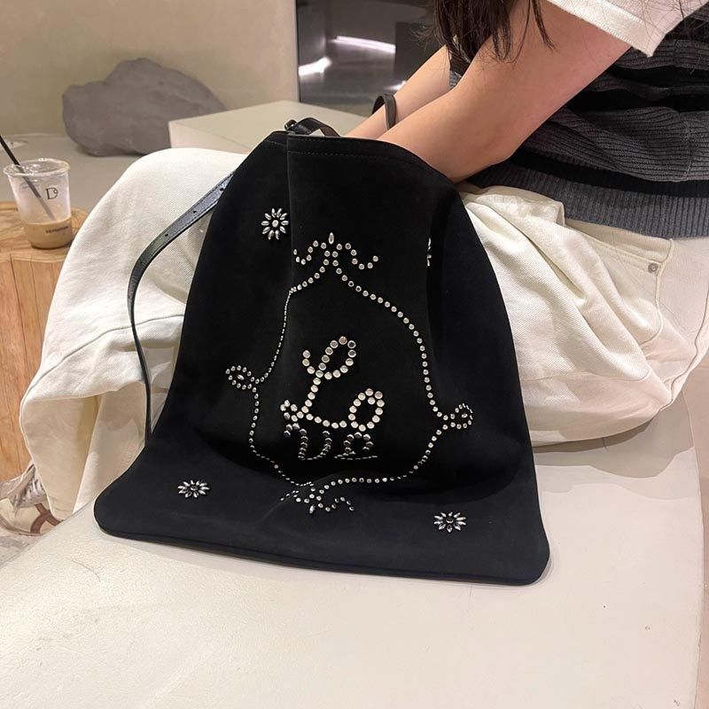 2025新款复古磨砂牛皮重工柳钉花纹图案单肩包大容量通勤斜跨包女,搬运/仓储/物流设备,机械式停车设备（立体停车库）,淘宝优惠券,粉丝福利购,淘宝优惠卷