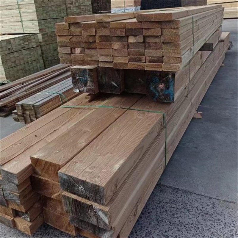 户外防腐木樟子松木梁木板方柱枕木建筑木方木条方木实木板材木料