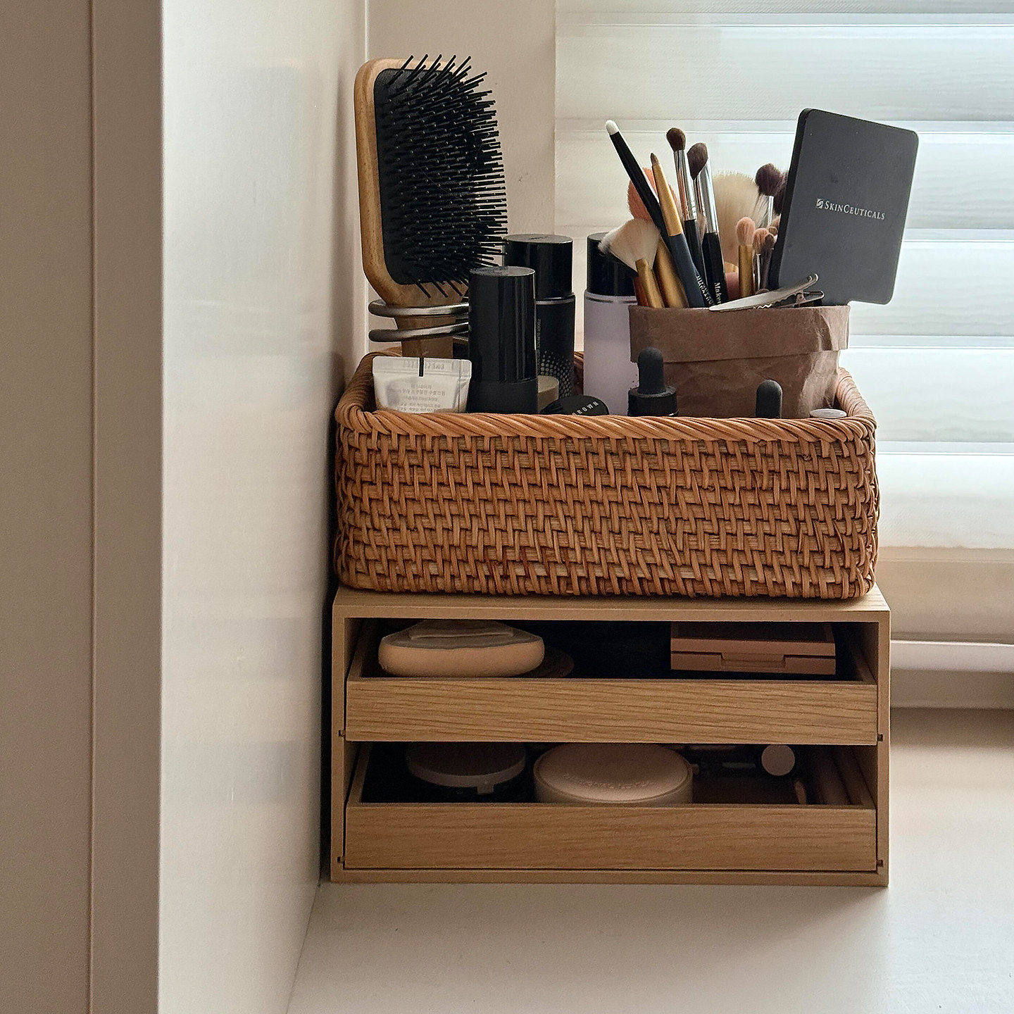 桌面化妆品收纳一体柜木质抽屉式护肤品收纳篮梳妆台置物架整理盒