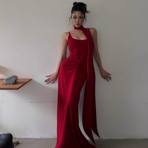 收腰连衣裙高级感吊带长裙