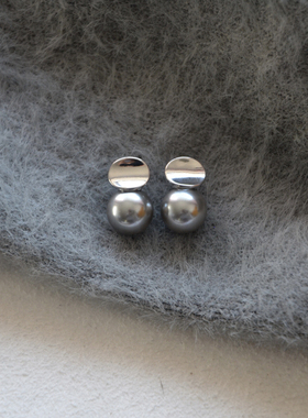 Feve store小众高级感凹片金属灰色珍珠耳钉女法式复古轻奢耳环