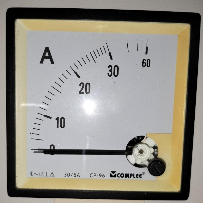 CP-96 30/5A电流表 COMPLEE康比利CP-9L6电压表0-500V库存新电箱