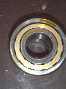 总厂哈尔滨轴承NF213 N214 NU214 NJ214 NF214 N215 NU215 EM