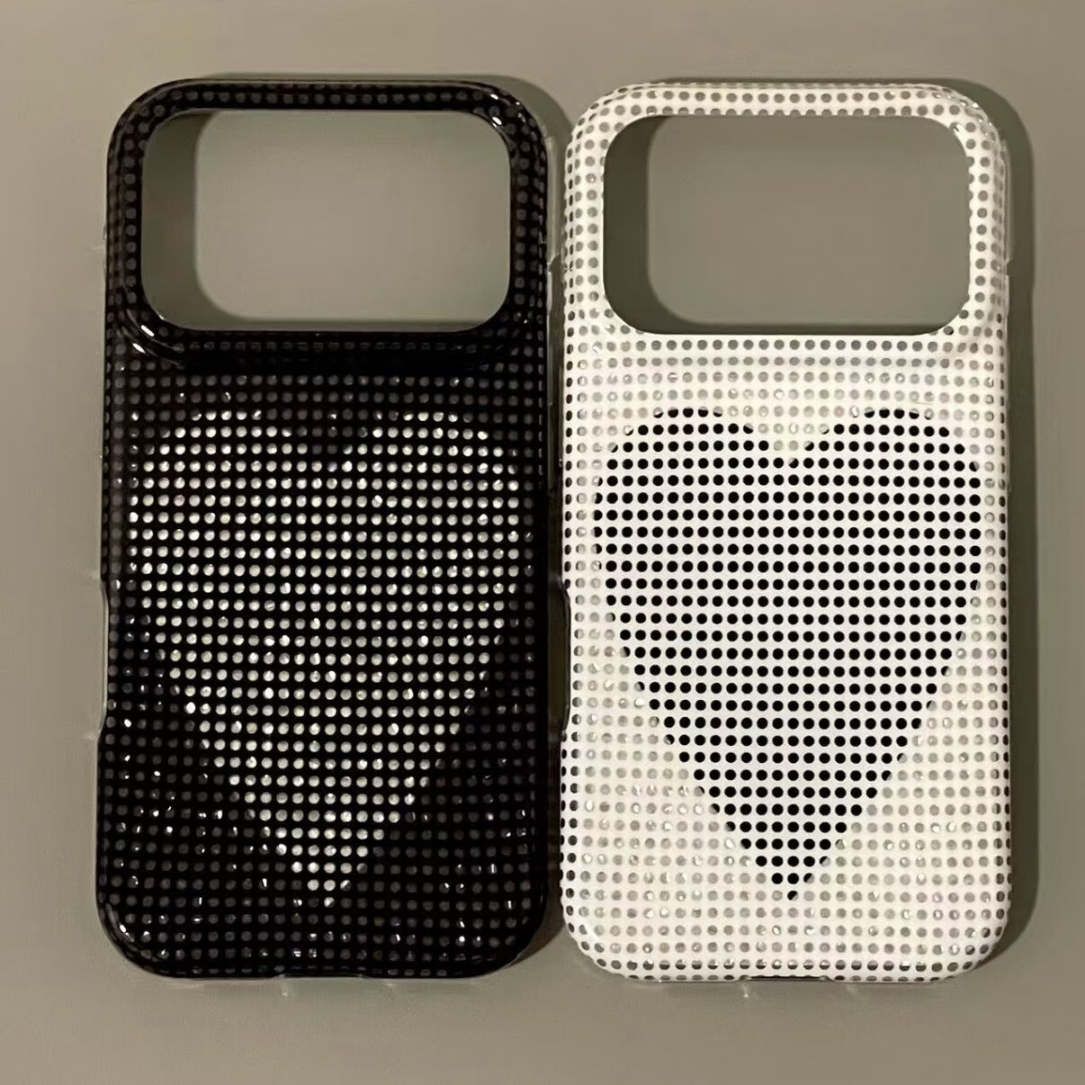 高级感黑白钻石纹爱心适用iPhone17手机壳16promax苹果15韩系小众简约