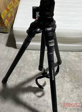 维修曼富图的三脚架，型号458B，带486RC2议价