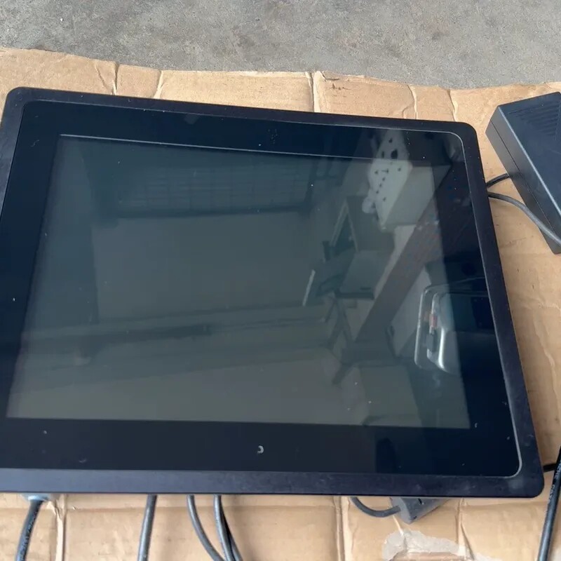 请询价工控触摸一体机，带触摸屏+主板，接口齐全（VGA、HDMI、