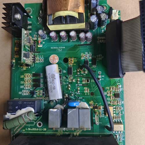 可维修变频器驱动板。1.5KW2016-11-28。功