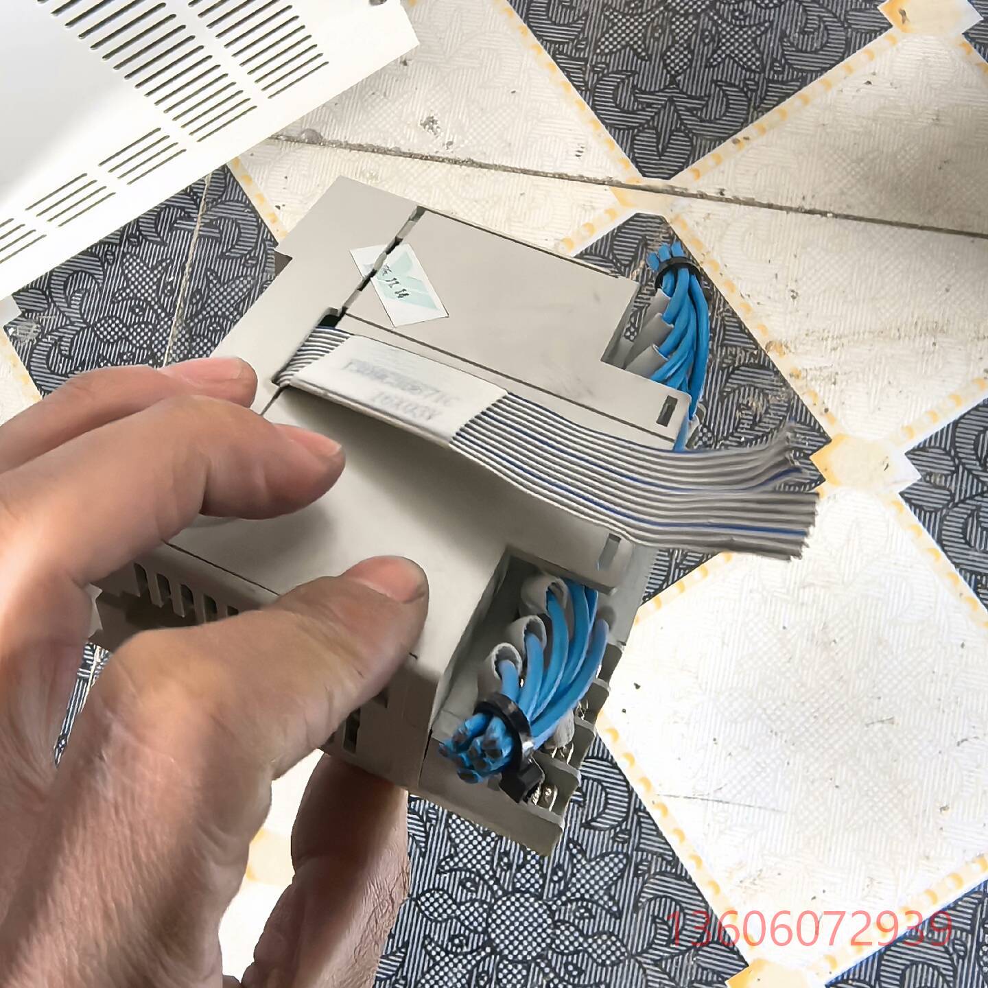 维修FX2N-16EX-ES/UL正品一个，功能正常议价