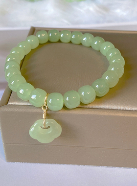 新疆和田玉手链天然玉石