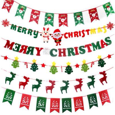 Christmas decorations hang flags and pull flags 圣诞装饰拉旗