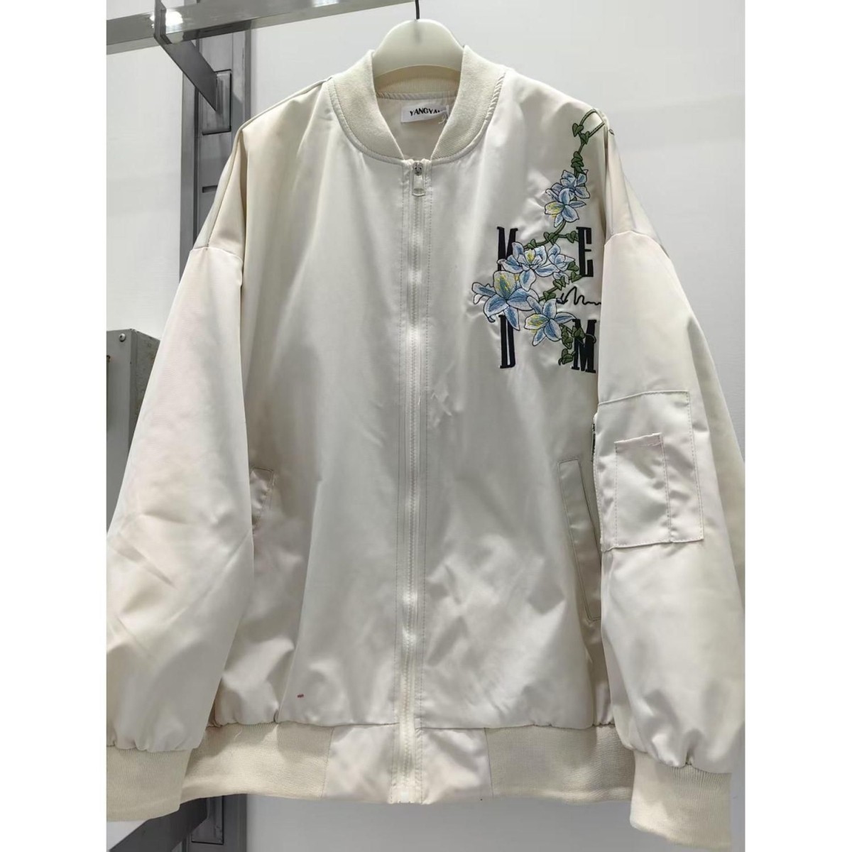 2026春季新款秋季新品美式复古花卉印花飞行夹克宽松版型街头休闲
