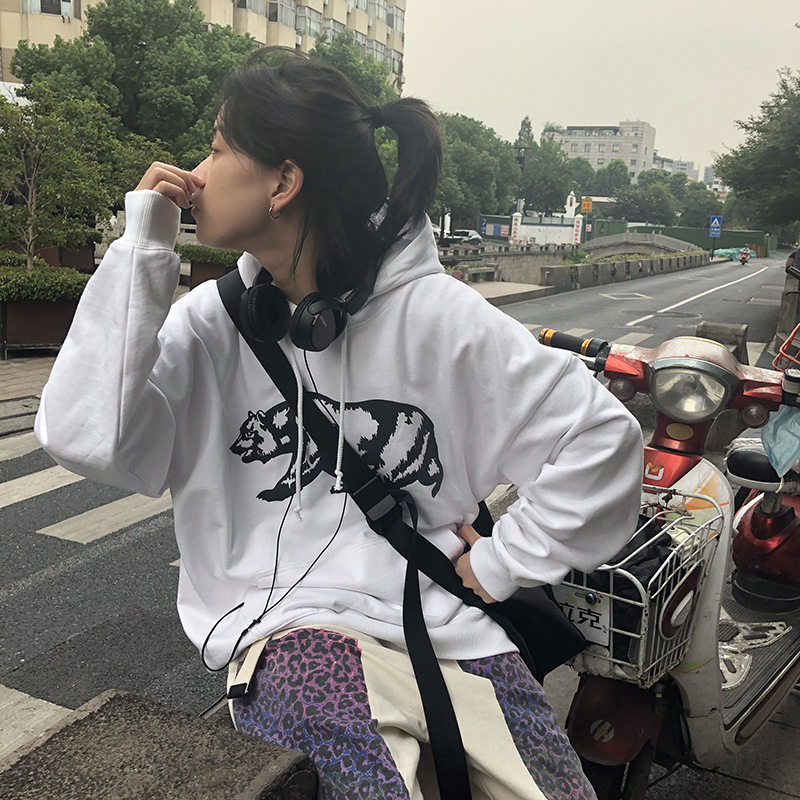 2022秋季炒火经典慵懒风女卫衣