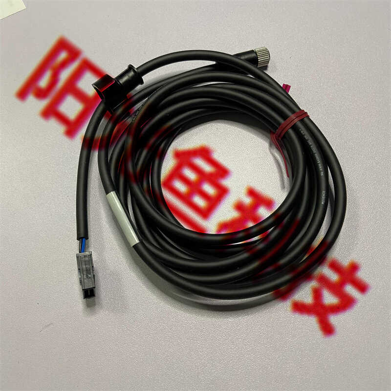 基恩士 GT2-CH2M 全新 原装LJ-GC10 传感器 LJ-C20 LJ-C30 连接线