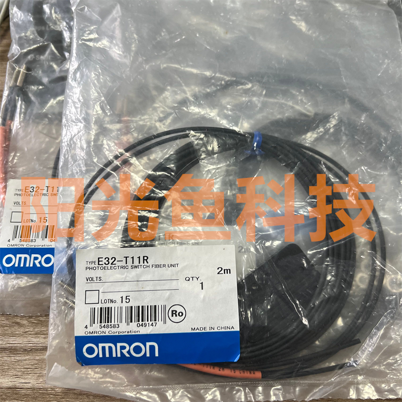 欧姆龙E32-T11R全新原装正品E3Z-R61 G81 T11R D4NL-2AFA-D传感器