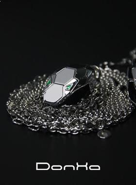 项链高街男donha钛钢树脂会咬人的蛇形蛇头吊坠潮牌女夹子ins轻奢