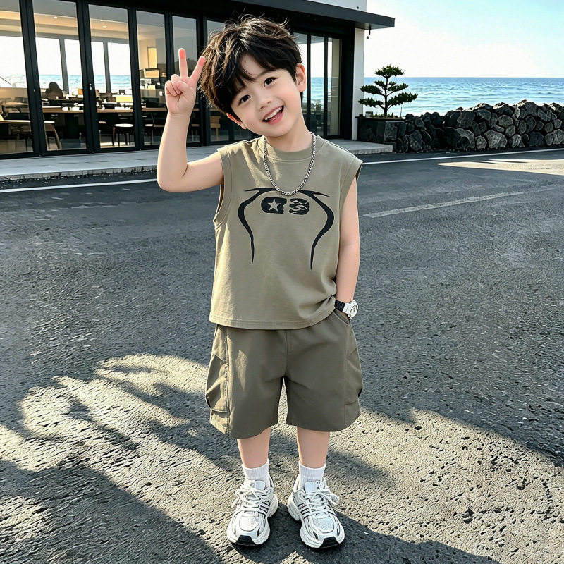 全棉童装男童夏季套装中大童酷帅背心上衣工装五分裤男孩运动服两