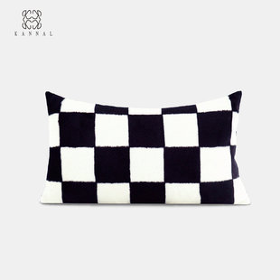 『向野』皇室棋盘中古CH@NE复古黑白色毛绒抱枕样板间售楼处腰枕