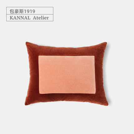 BAUAUS 1919「赤隅」包豪斯红色粉色几何绒布60*48靠垫别墅抱枕