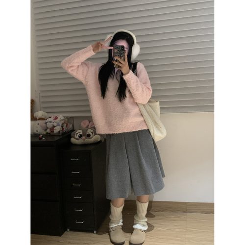 少女粉色毛衣高腰A字毛呢半身裙