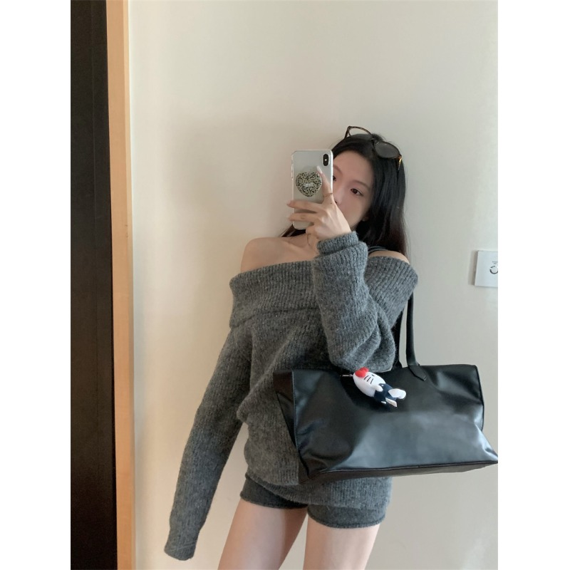 秋冬韩系显瘦慵懒一字领斜肩毛衣
