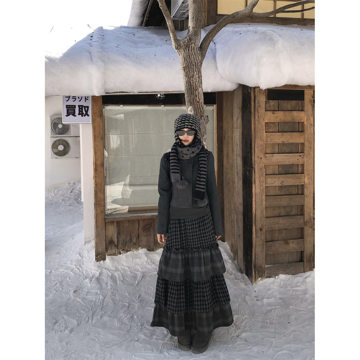 呢短外套拼接蛋糕裙波点围巾打底