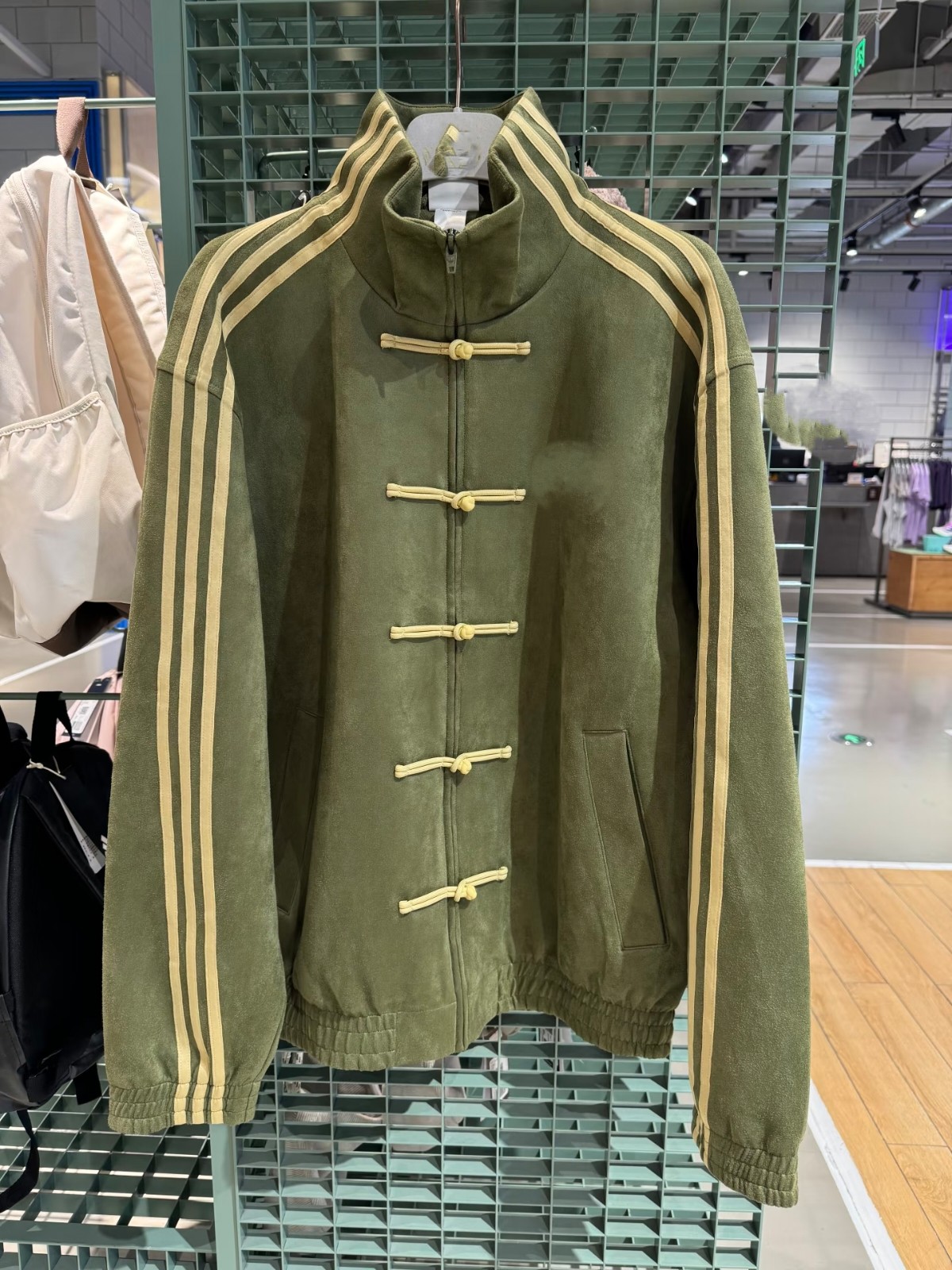 thumbnail for Wang Anyu has the same national tide new Chinese buckle jacket couple outfit spring loose suede fleece Tang outfit thin jacket
