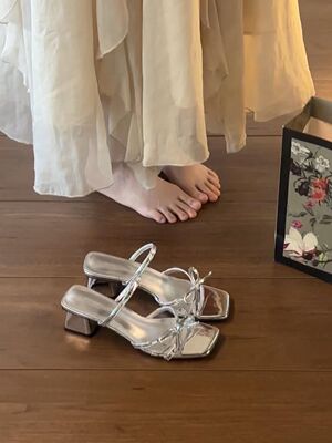 甜美清冷感蝴蝶结凉鞋女外穿