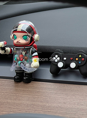 正版泡泡玛特MEGA MOLLY车载香薰出风口装饰摆件特斯拉礼物潮个性