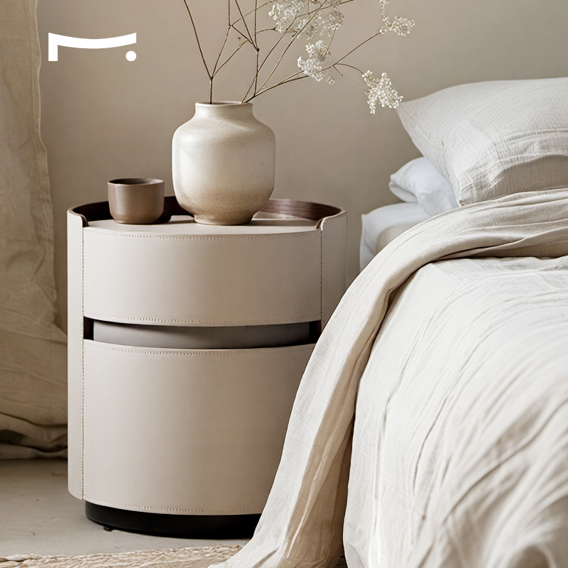 某某严选意式极简创意圆筒设计师卧室马鞍皮高级床头柜轻奢收纳柜