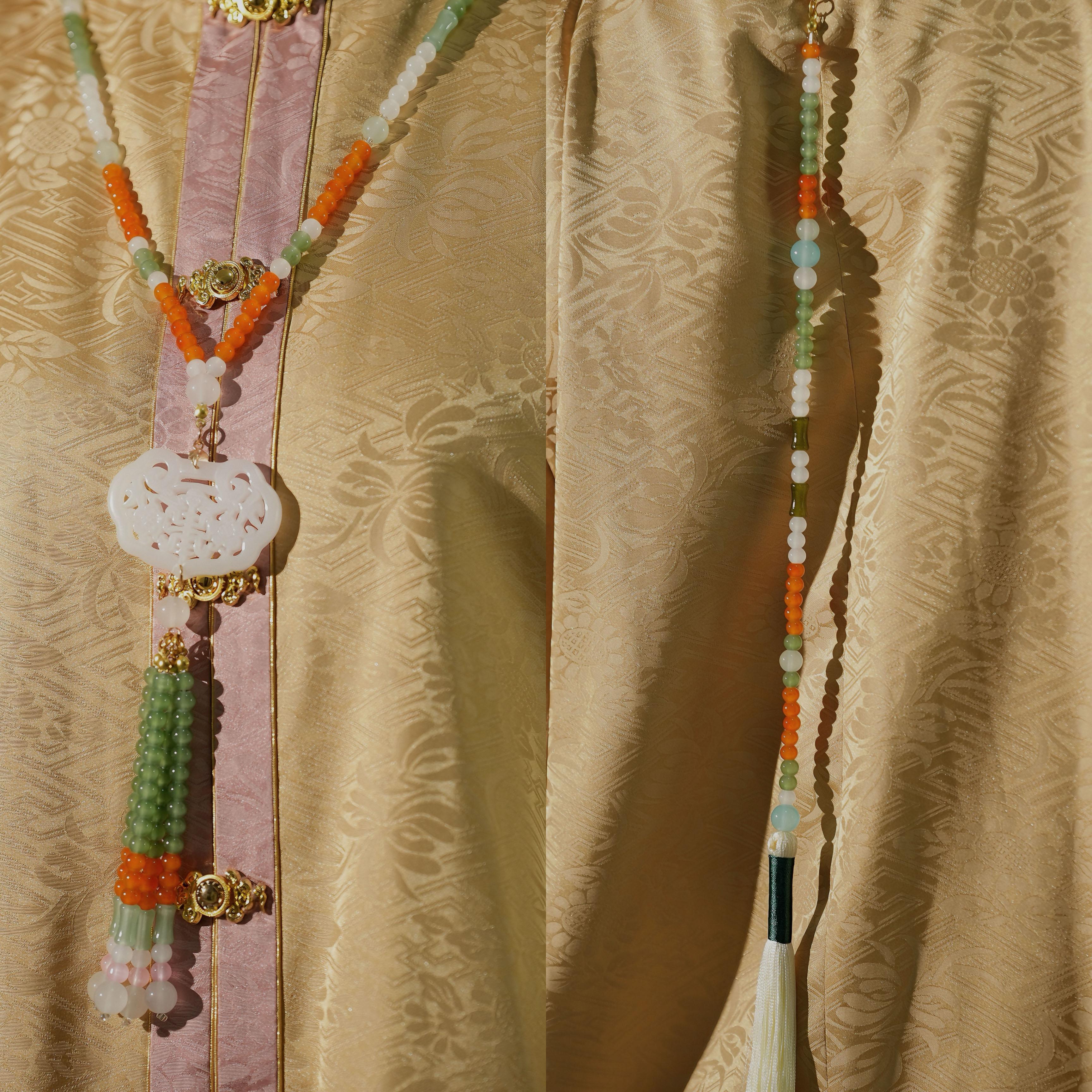 绛尾儿原创岫玉荷花长璎珞项链