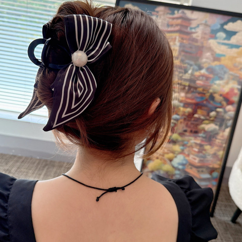 气质简约条纹时尚抓夹网红复古法式发夹蝴蝶结盘发夹后脑勺鲨鱼夹,饰品/流行首饰/时尚饰品新,发饰,淘宝优惠券,粉丝福利购,淘宝优惠卷