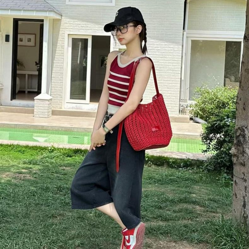 红色蜡绳镂空编织包水桶包包女牛