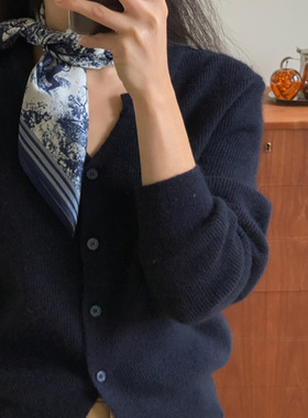 蓝色洋气动物丛林桑蚕丝真丝丝巾小方巾女士装饰围巾秋冬薄款领巾