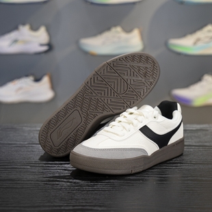 耐磨低帮滑板专业鞋 正品 新款 女子2025秋季 AEPV082 李宁征荣92S板鞋