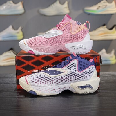 李宁男子减震回弹中帮篮球鞋