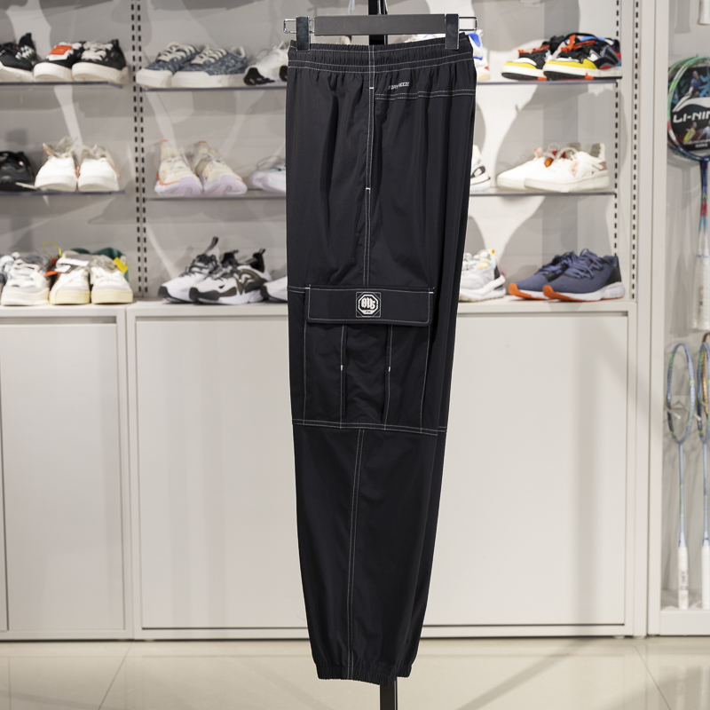 李宁束脚男子吸湿排汗运动裤