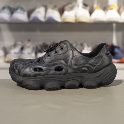 李宁户外休闲凉鞋减震回弹